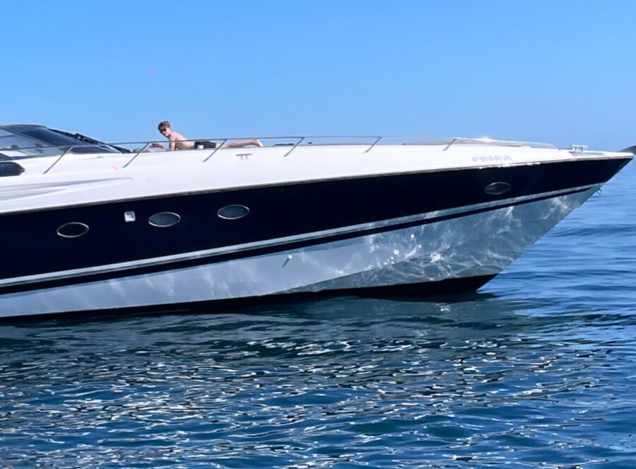 Rental Yacht Marbella | Alquiler de barcos y Jet ski en Marbella: Navega con libertad Screenshot
