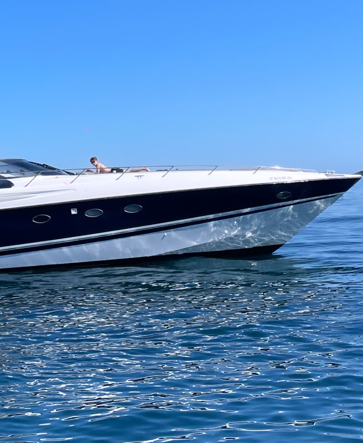 Rental Yacht Marbella | SUNSEEKER PREDATOR 63
