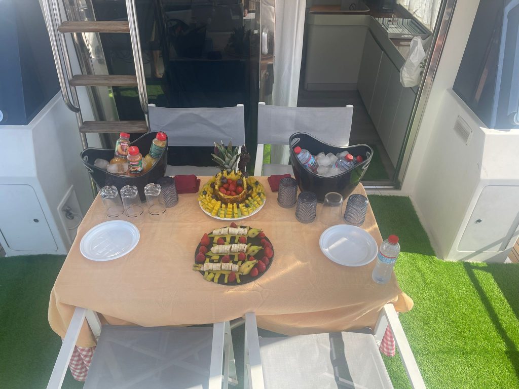 Rental Yacht Marbella | Hermoso y delicioso Rental Yacht Marbella | Hermoso y delicioso