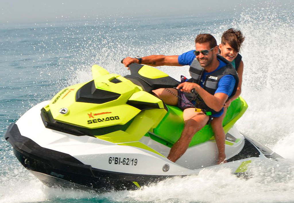 Jet ski: Alquiler y rutas para vivir la adrenalina en el mar